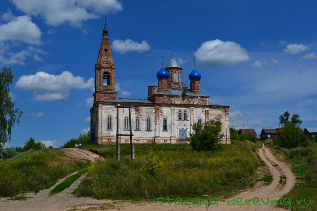 Церковь в селе Асташиха